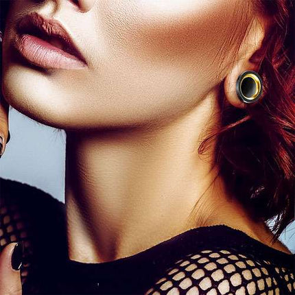 Flesh Ohr Tunnel zweifarbig Schwarz mit Gold und Schraubverschluss