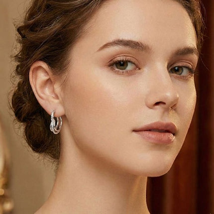 Herz Ohrringe 925 Sterling Silber elegantes Design mit funkelnden Kristallen