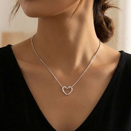 Herzkette aus 925 Sterling Silber für Damen mit Infinity Herz Anhänger